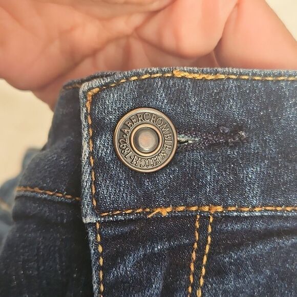 Abercrombie& Fitch Women's Mid-Rise Straight Leg Denim Jeans Dark Blue Washed 26 - Picture 8 of 16